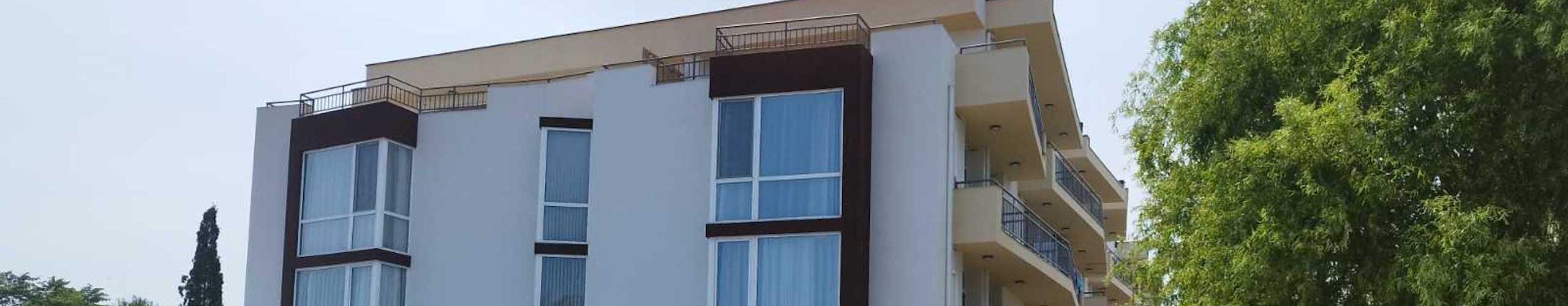 Hotel-restaurant Royal Marina Beach (photo)