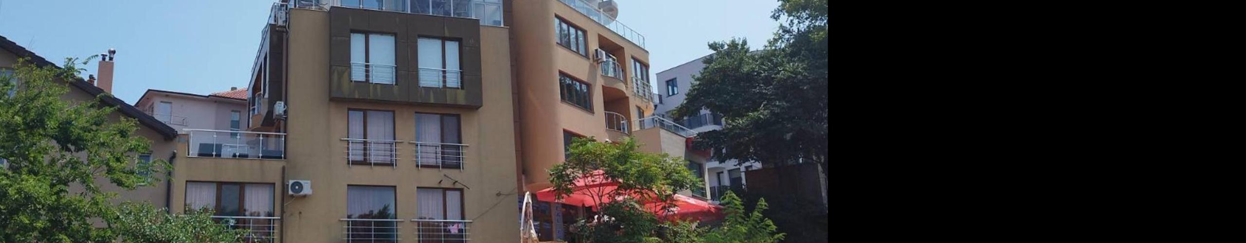 Residential building at Sozopol (photo)