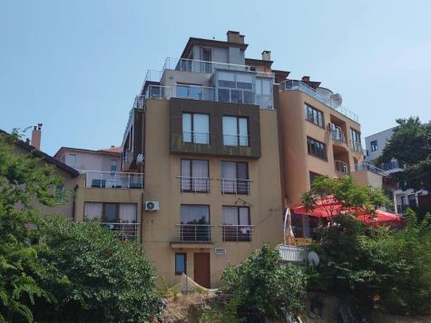 Residential building at Sozopol (photo)